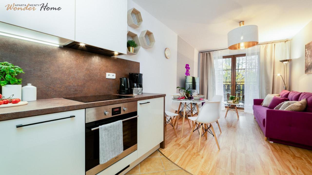 Wonder Home: Central Karpacz Apartments with Balconies Exterior photo